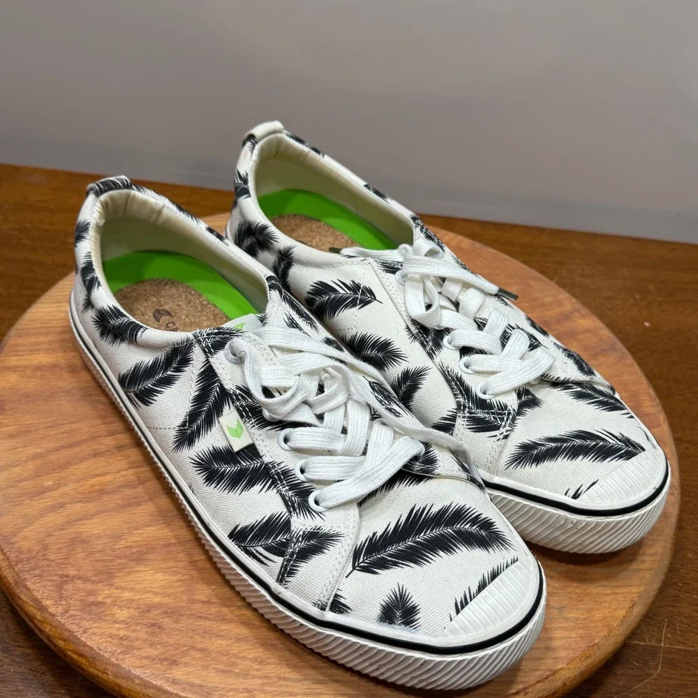 CARIUMA Sneakers Palm Leaf Print Lace Up Low Top Canvas Shoes men 11.5 Women 13‎